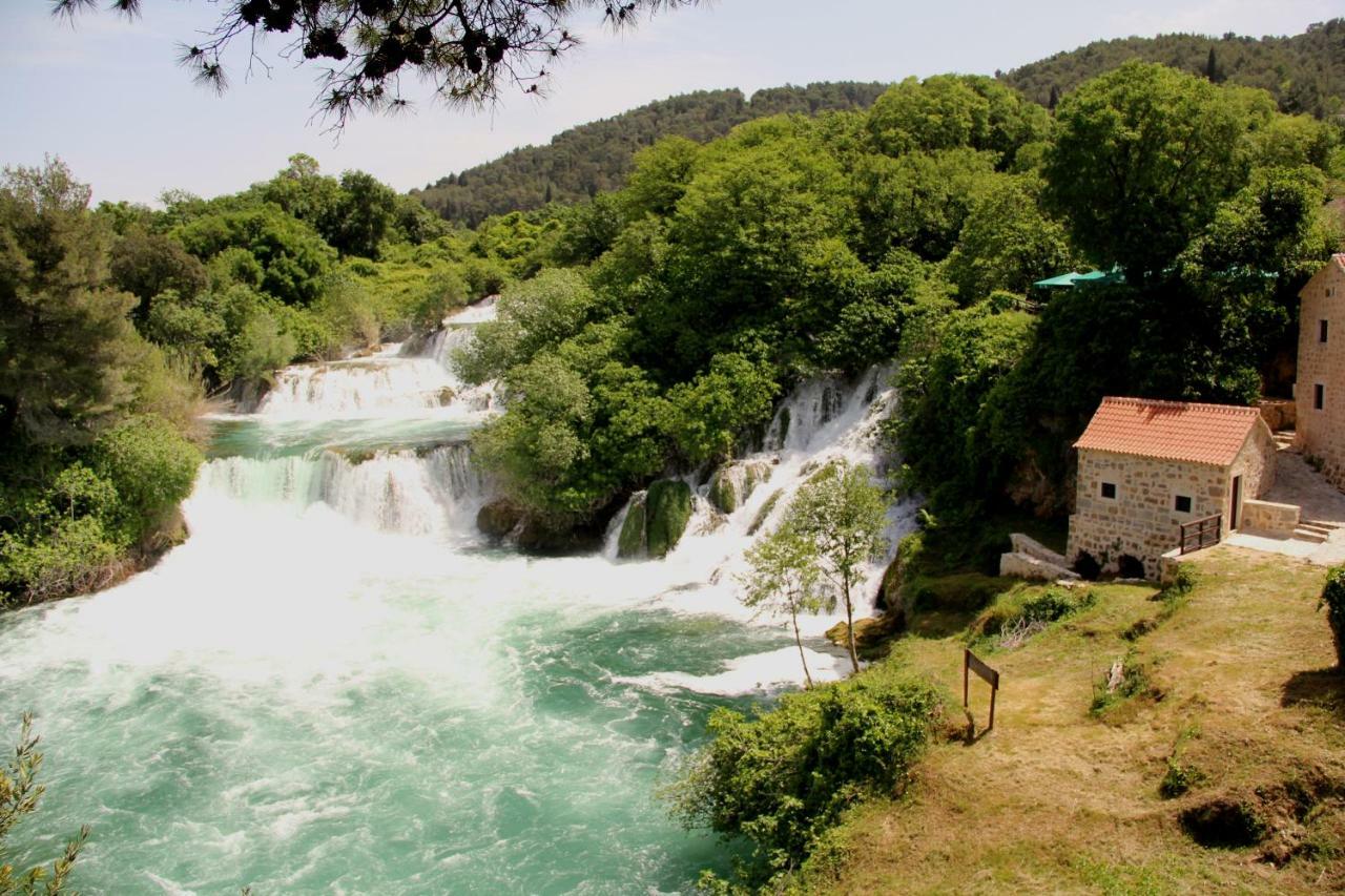 Apartmani Berno Starigrad Paklenica Eksteriør billede