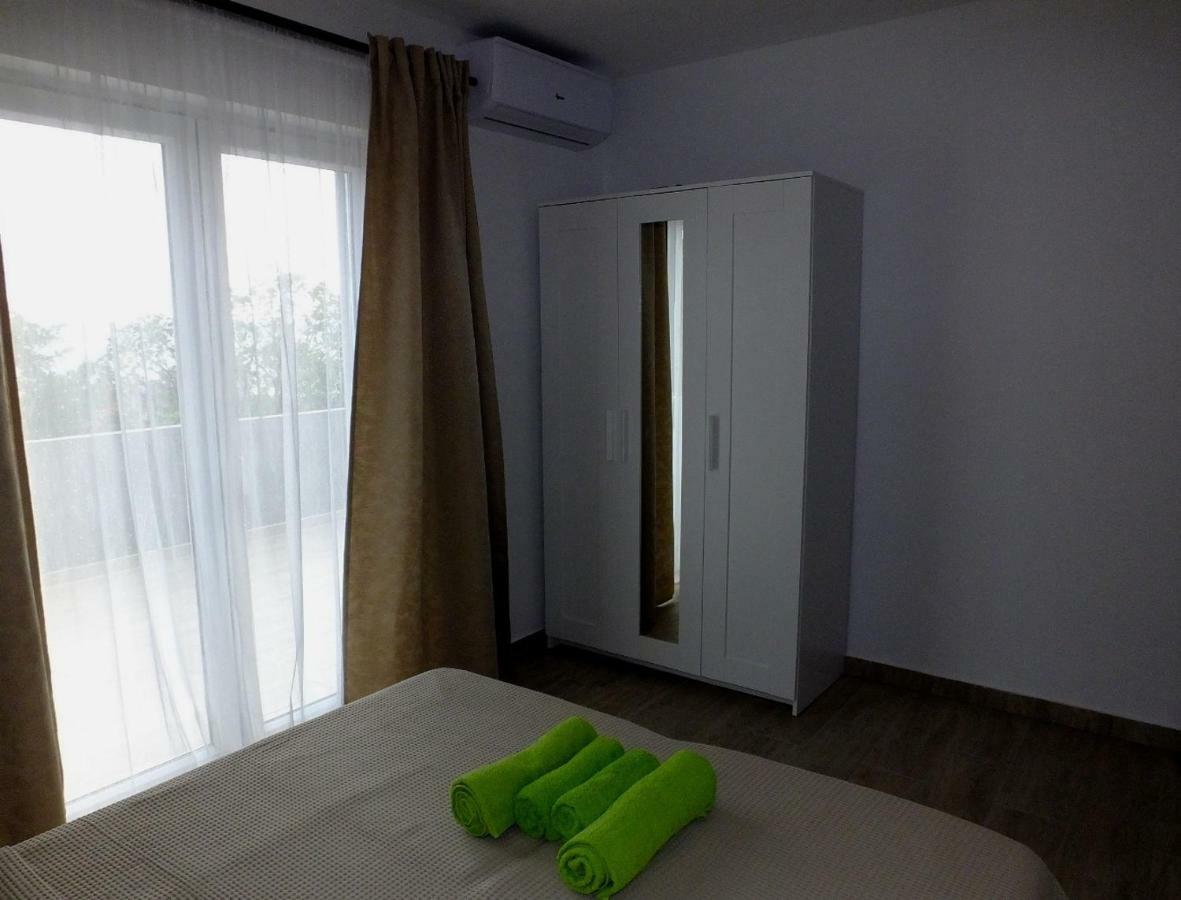Apartmani Berno Starigrad Paklenica Eksteriør billede
